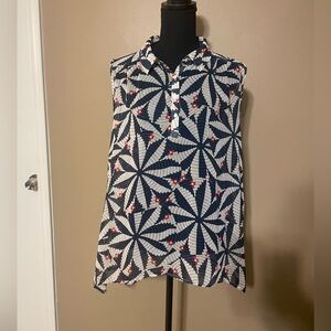 Sleeveless pattern top